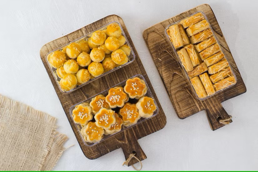 Risiko Kesehatan Makan Kue Kering Berlebihan