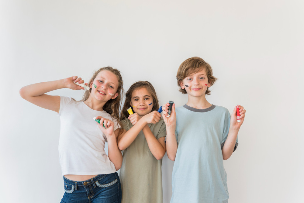 Mengenal Middle Child Syndrome, Benarkah Anak Tengah Rentan Merasa Diabaikan?