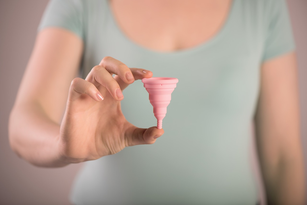 Risiko dan Efek Samping Menggunakan Menstrual Cup